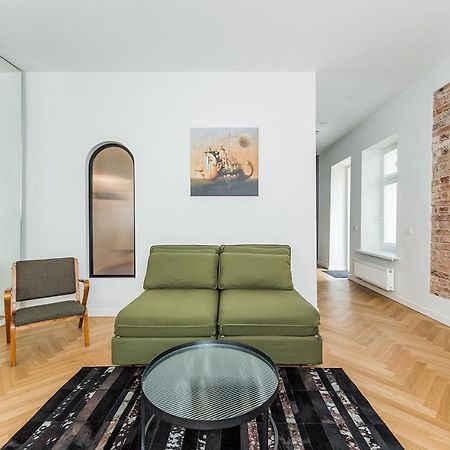 Kaunas Town Hall Apartment 5A By Urban Rent Екстер'єр фото